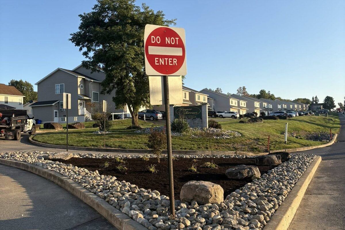Keyser Terrace Rock Bed